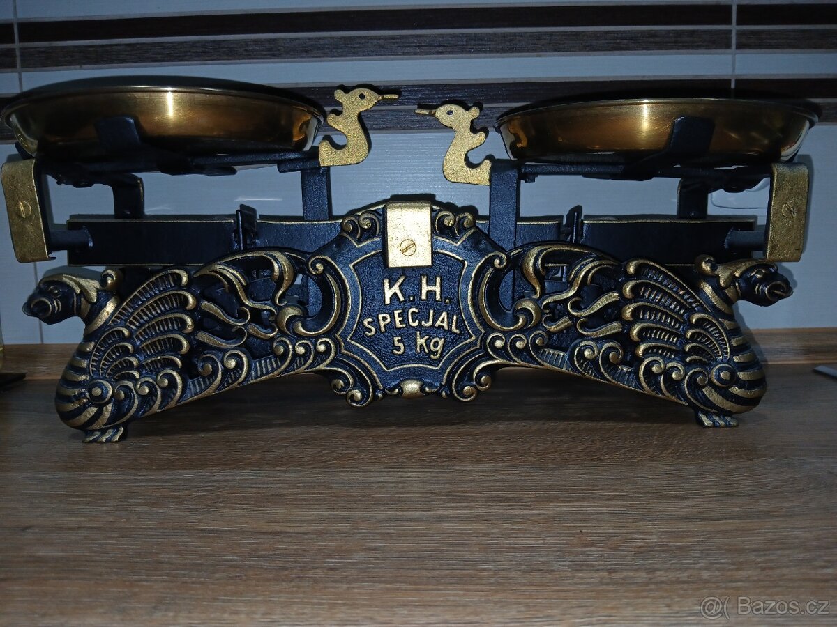 Staré váhy.Draci. - 3