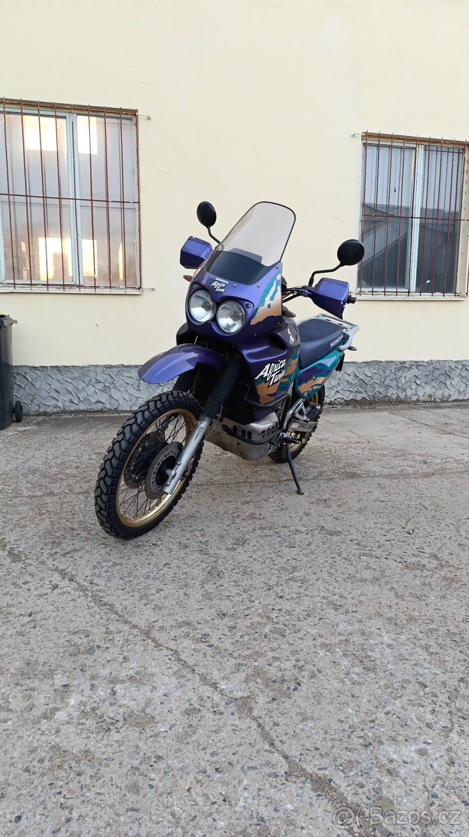 Honda XRV 750 Afrika - 3