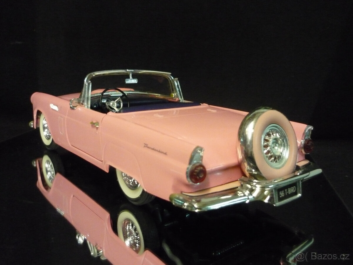 Ford Thunderbird Revell 1/18 - 3