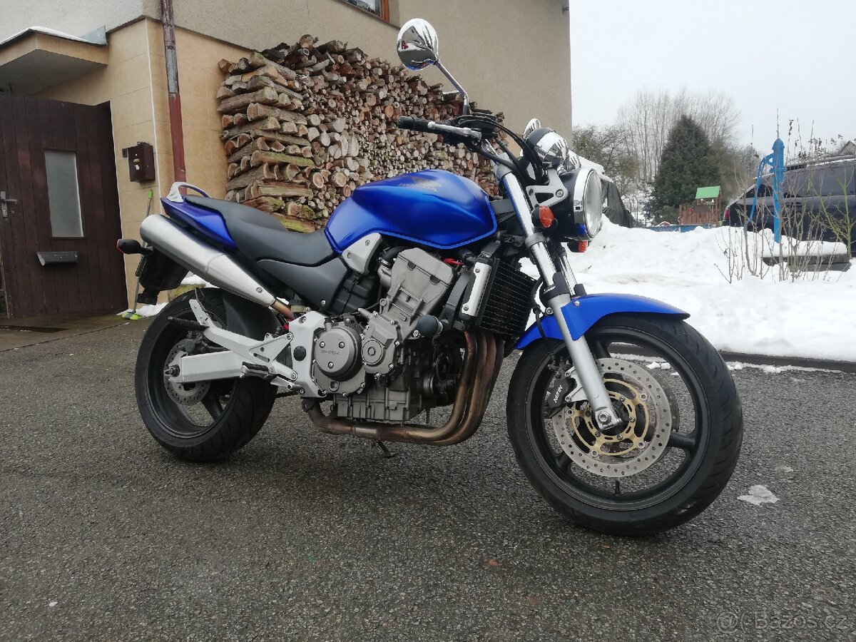 Honda Hornet 900 - 3