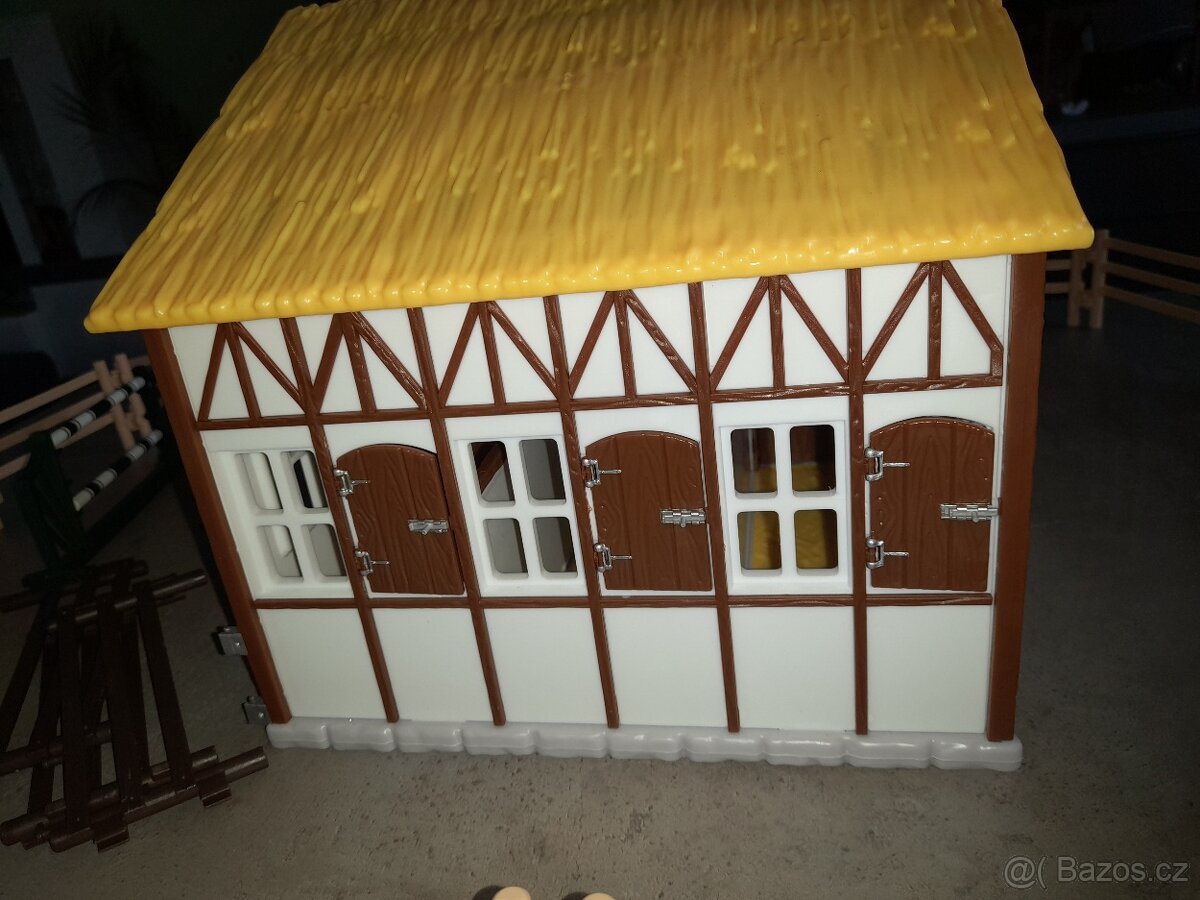 Prodám stáje, přístřešky pro koně Schleich - 3