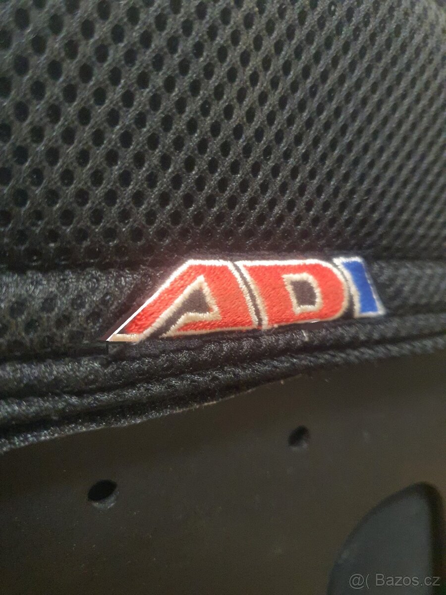 pevná zádová opěra k invalidnímu vozíku - 3