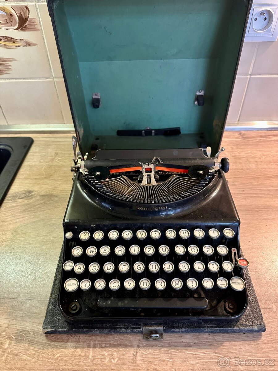 Psací stroj Remington - 3
