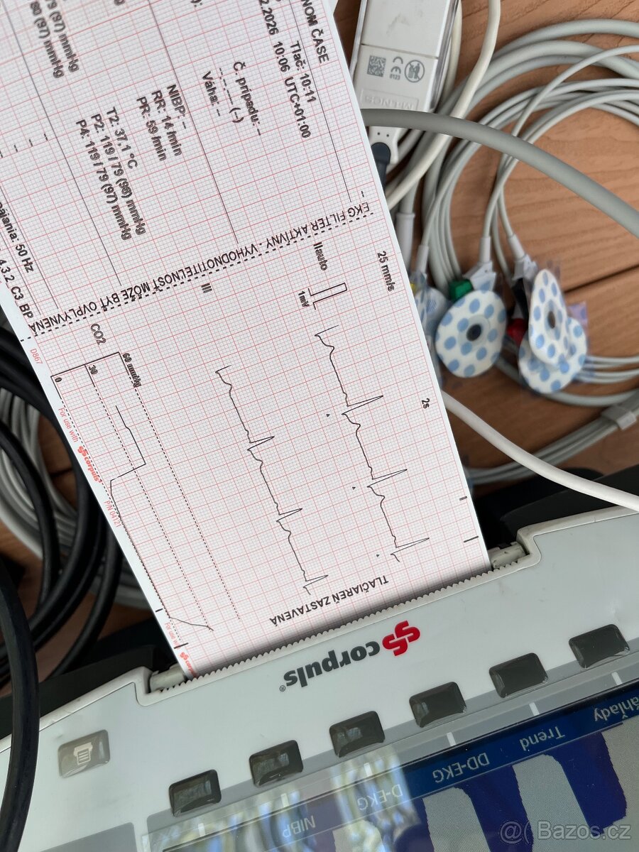 Profi defibrilátor/monitor Corpuls 3 - 3