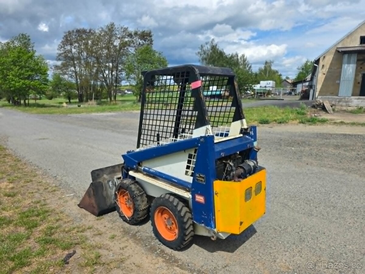 JAPONSKÝ SMYKOVÝ NAKLADAČ BOBCAT 315 - 3