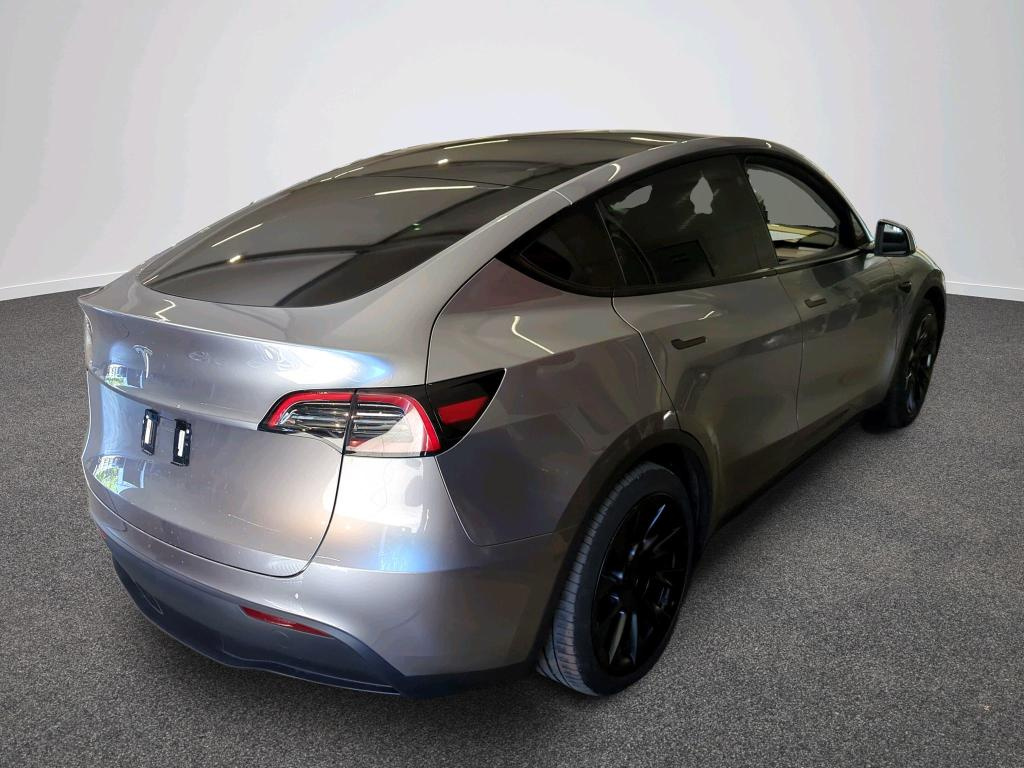 Tesla Model Y RWD - 1889 - 3
