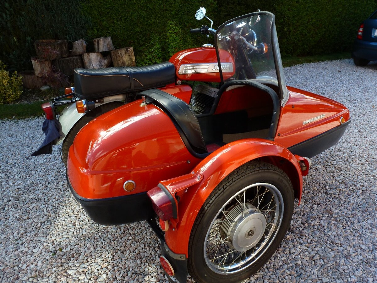 Jawa 350 se sidecar Velorex 562 - 3