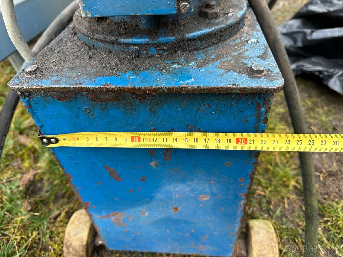 Hydraulická jednotka - 3