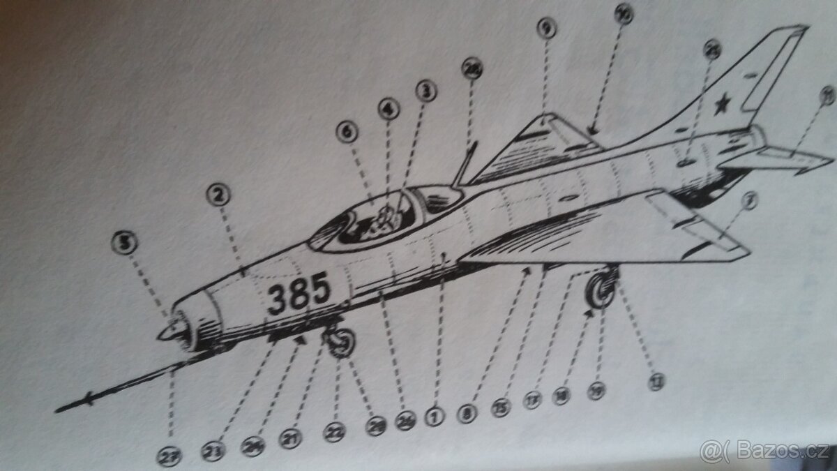Starý plastikový model NDR Mig 21 Plasticart 1972 - 3