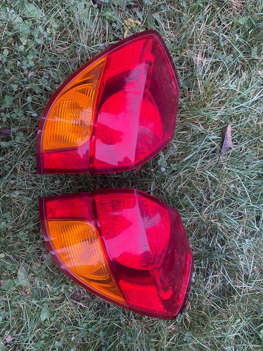 SUBARU Legacy & Outback BP 03-09 Zadní US světla s pozičkou - 3