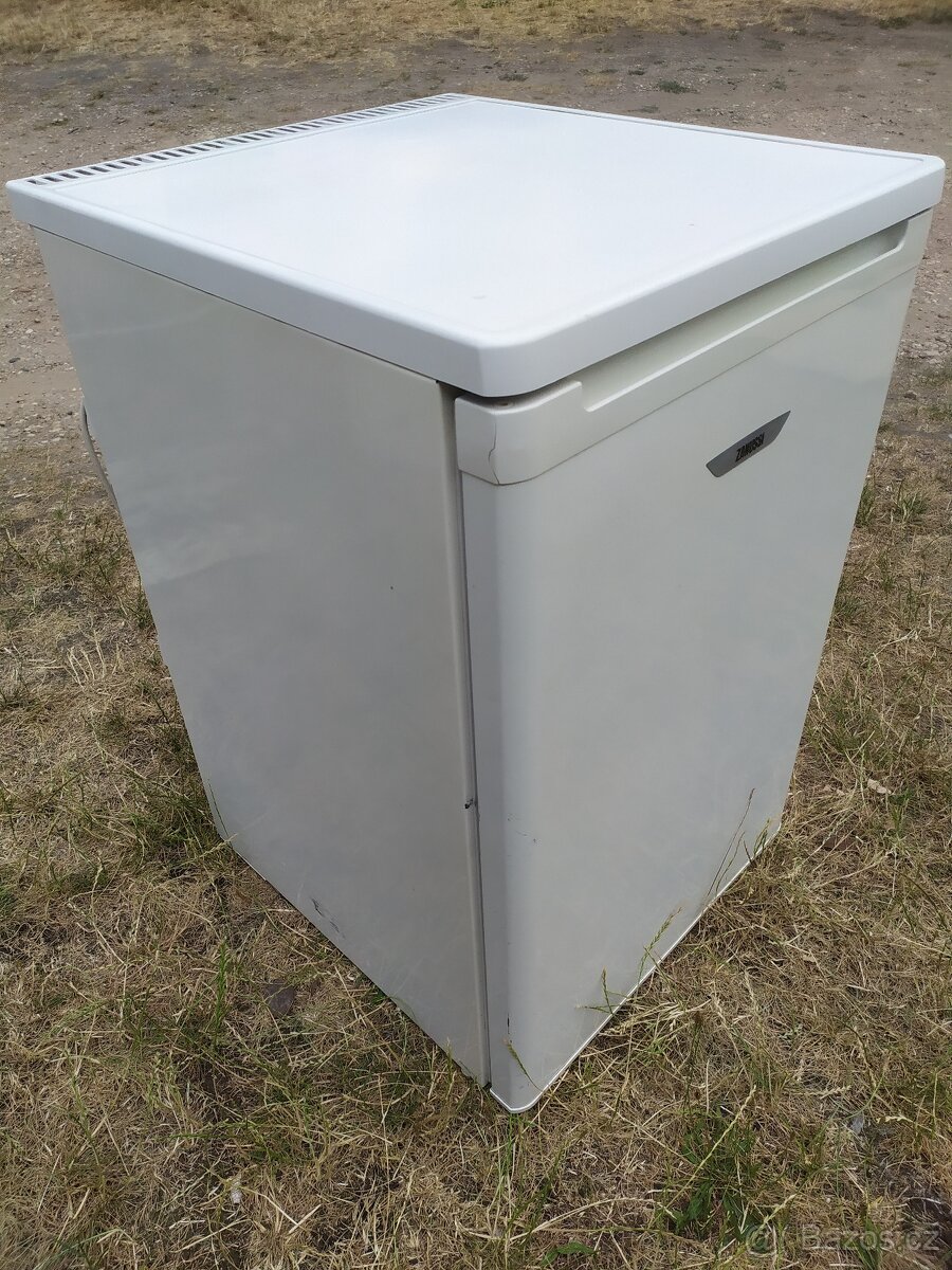 Lednice 85 cm v dobrém stavu - 3