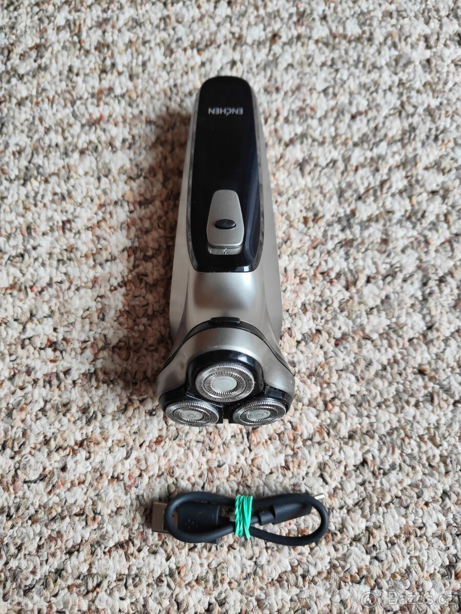 Holící strojek pánský - 3