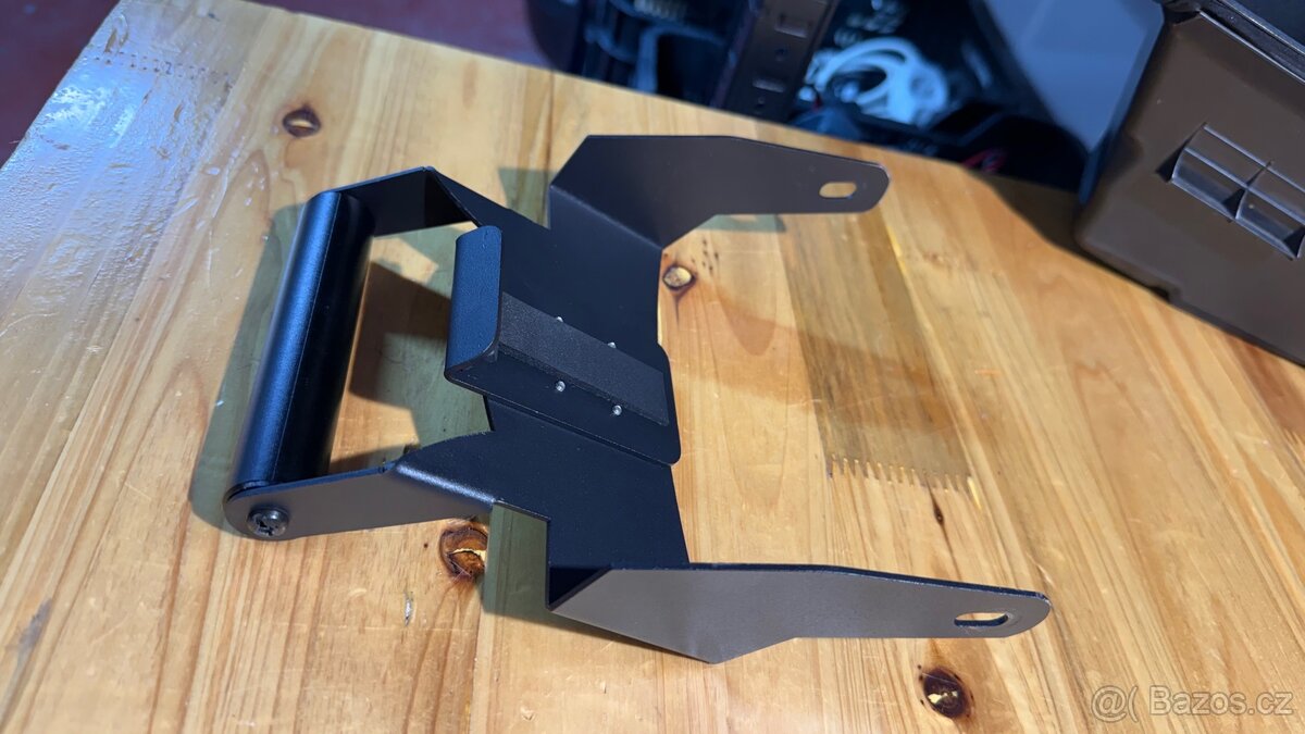 Honda Adv 350 hrazda - 3