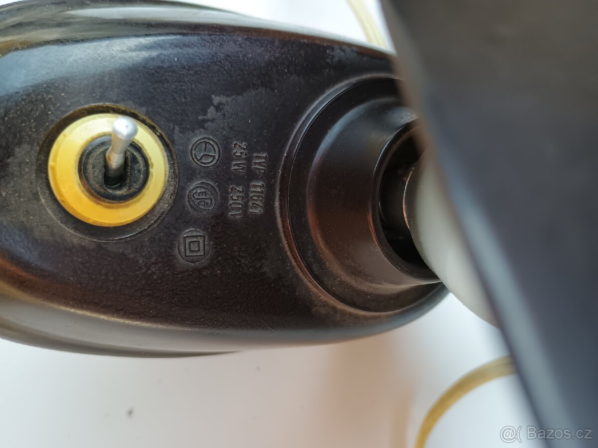 Bakelitová lampička - 3