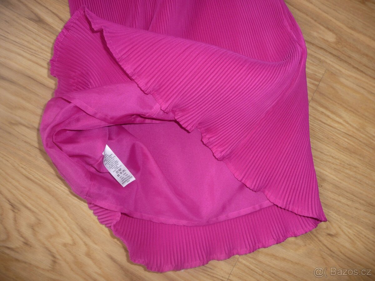 Šatičky George na 4-5L- vel.110 - 3