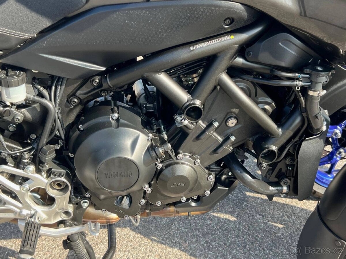 Prodám YAMAHA NIKEN - 3