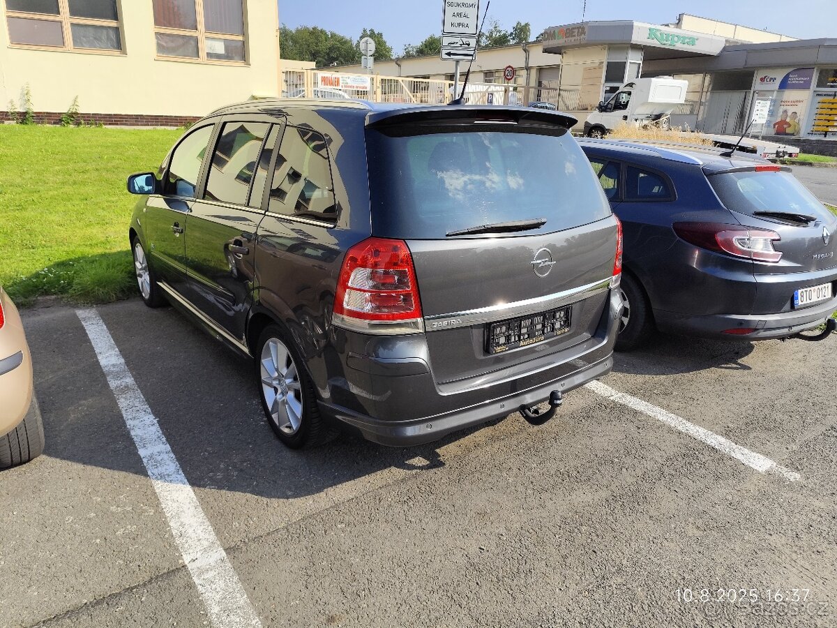 Opel Zafira OPC Line 1.8 103Kw - 3