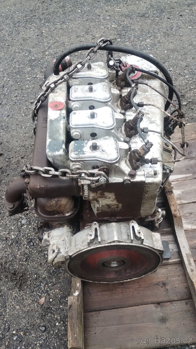 Motor Slavia 4S90A - 3