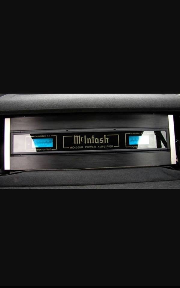 McIntosh MC4000 M Největší 6kanálový zesilovač na světě - 3