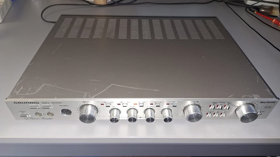 GRUNDIG SXV 6000 + Aktivní GRUNDIG Box 50 Professional - 3