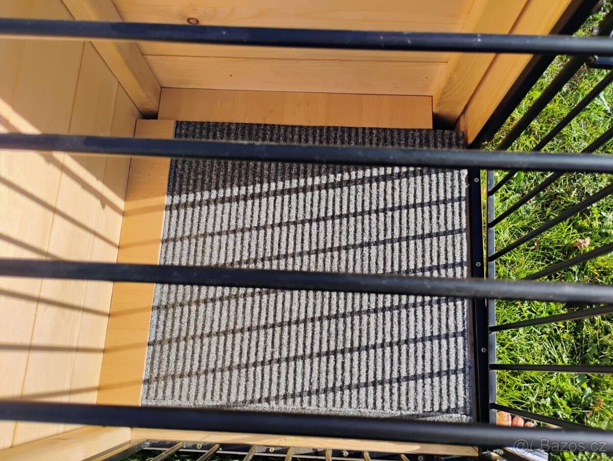 Vnitřní-interiorová odkládací klec pro psa, vyrobená na míru - 3