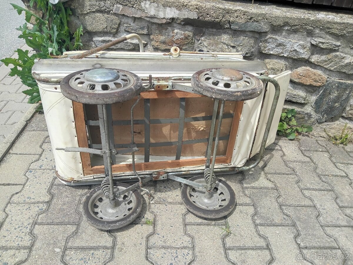 Starý kočárek LIBERTA - 3