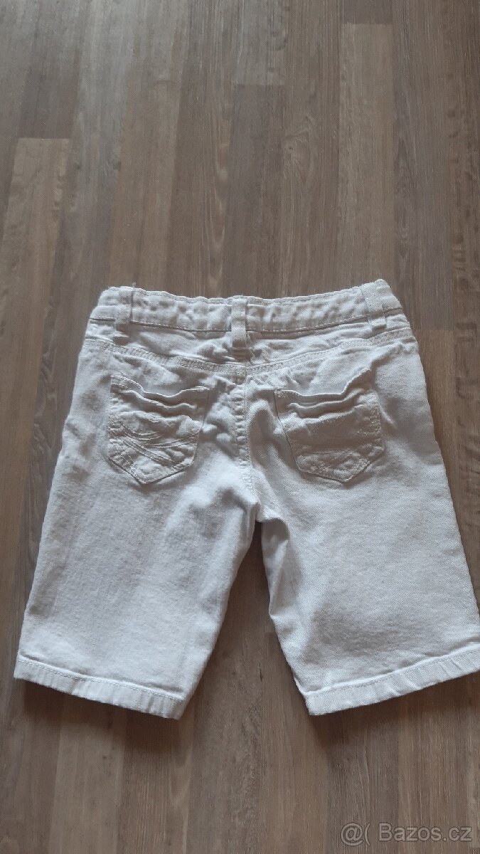 Dívčí kraťasy vel. 128 - 3