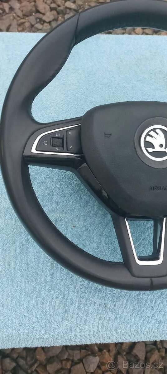 Prodam tříramenný kožený Volant Multifunkční ± Airbag Škoda - 3