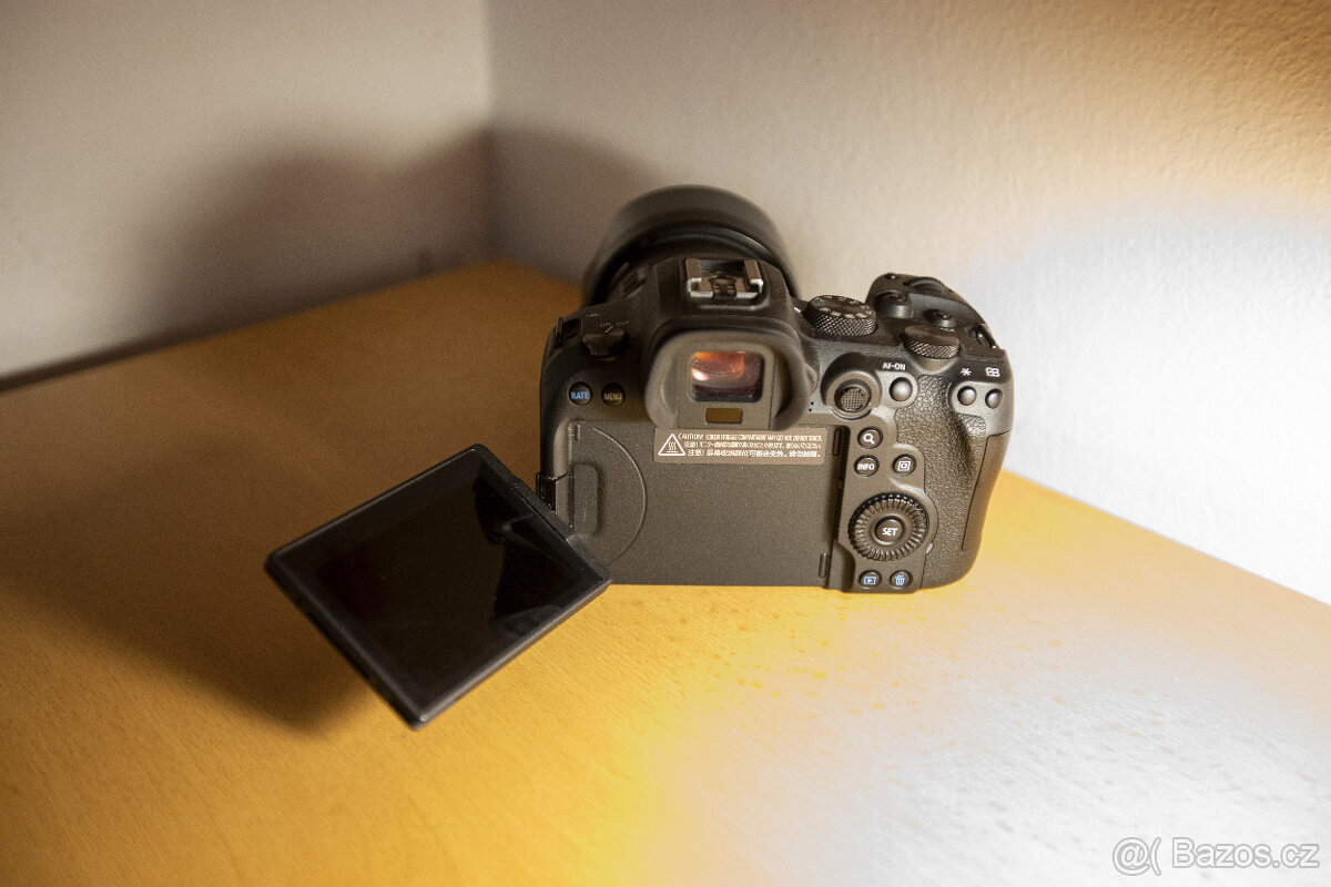 Canon EOS R6, redukce RF/EF, objektiv - 3