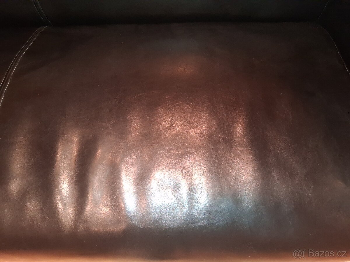 Prodám IKEA Klippan koženkovou pohovku. - 3