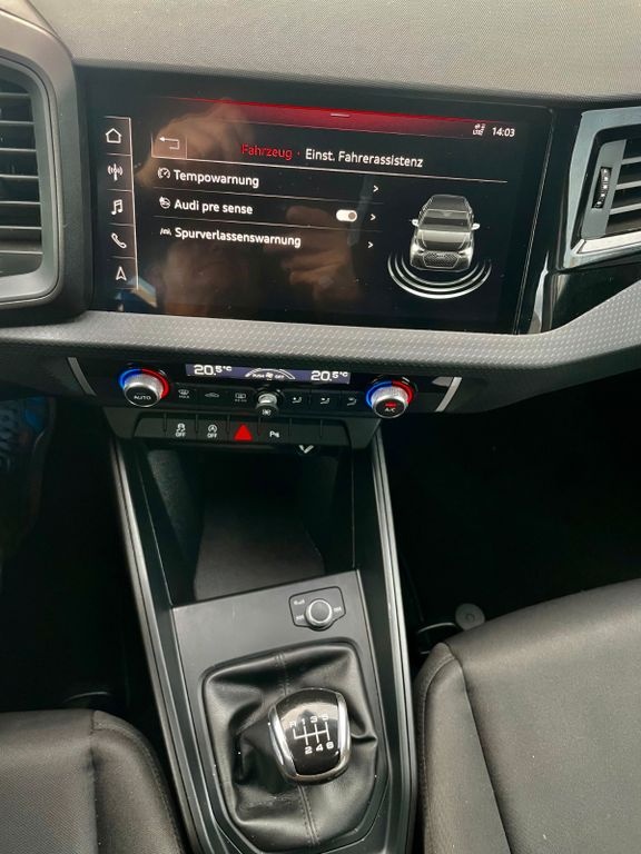 A1 sportback 30 TFSI 60.000km S-line digital - 3