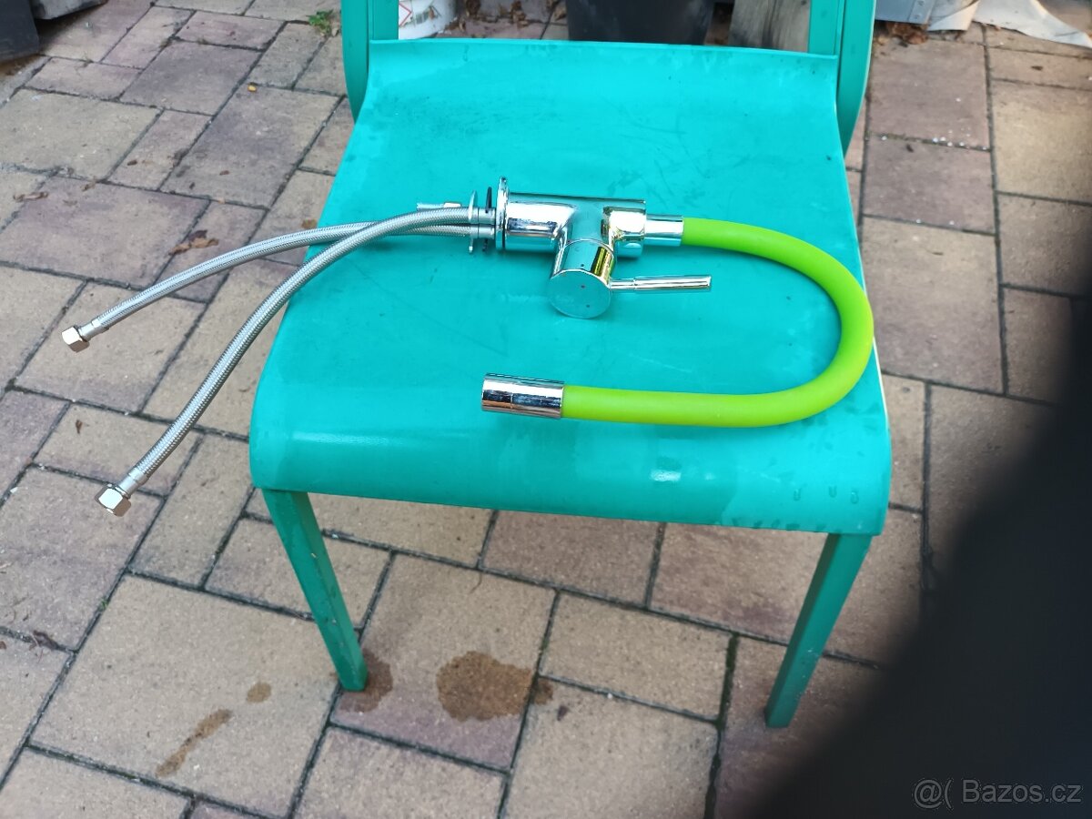 kuchyňský dřez rohový + baterie - 3