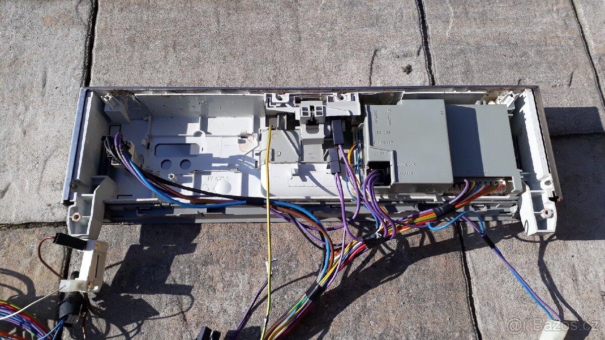 Myčka Whirlpool - náhradní díly - 3