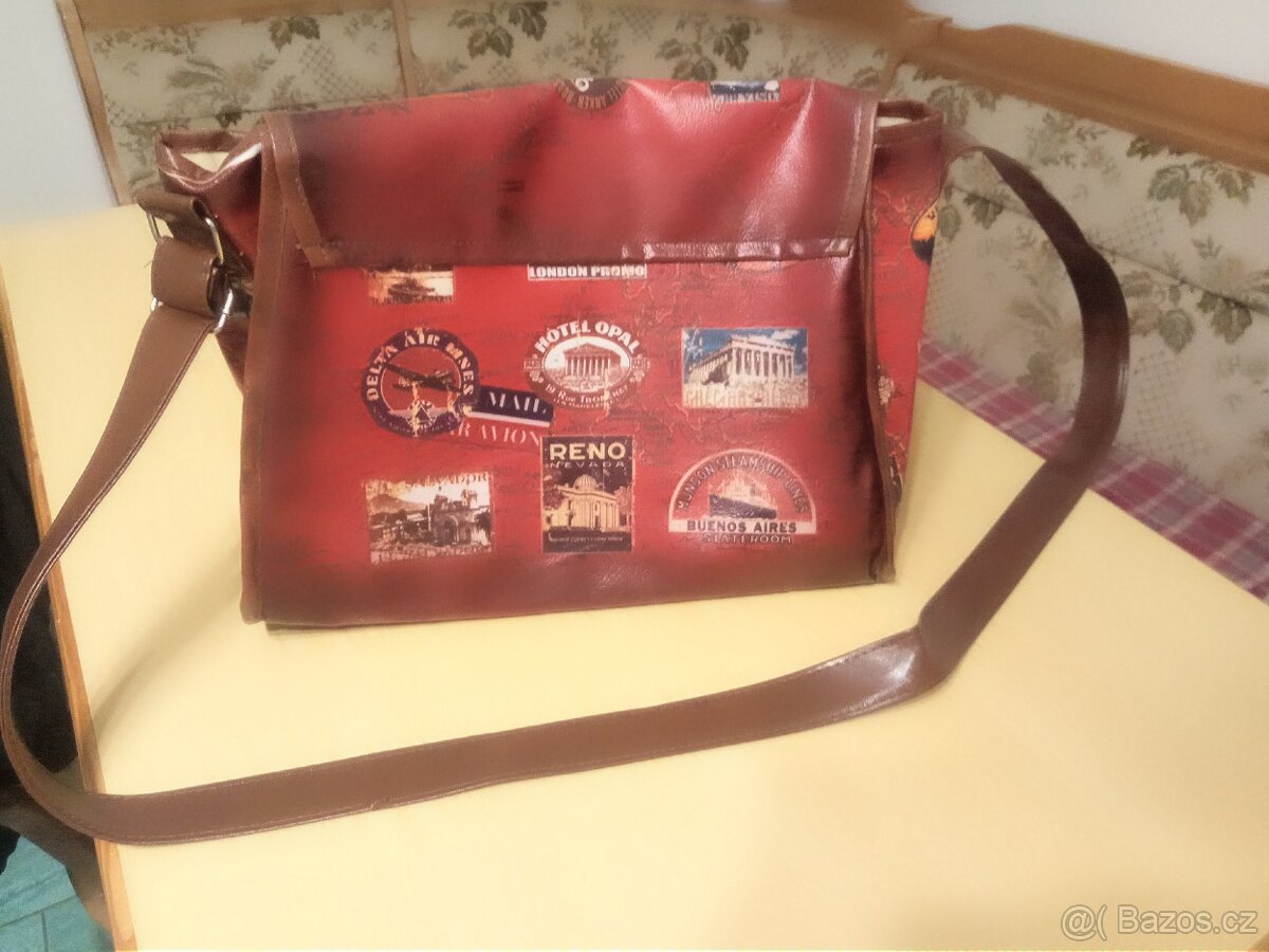 Zajímavá kabela crossbody - 3