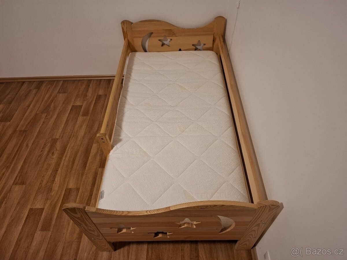 Dětská postel s roštem a matrací - 3
