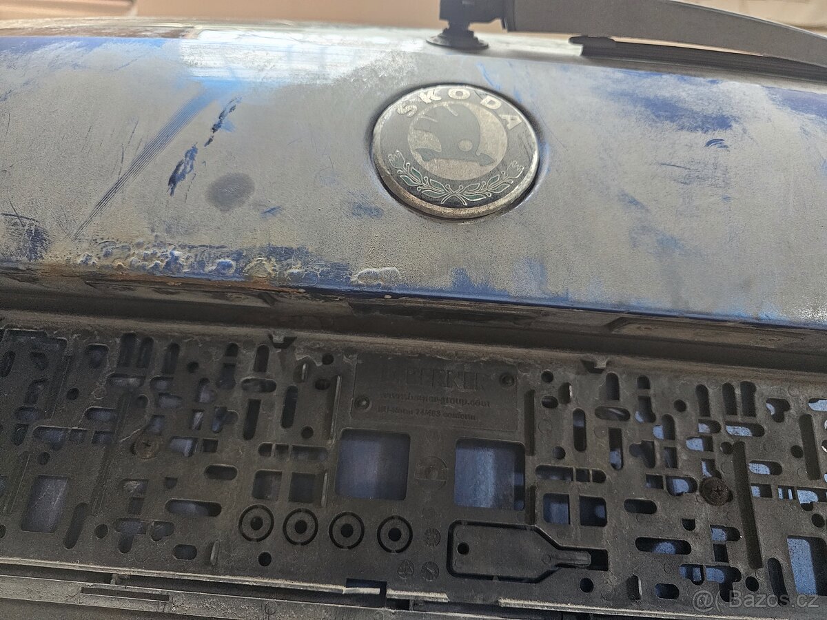 0ctavia 2 5 dveře - 3