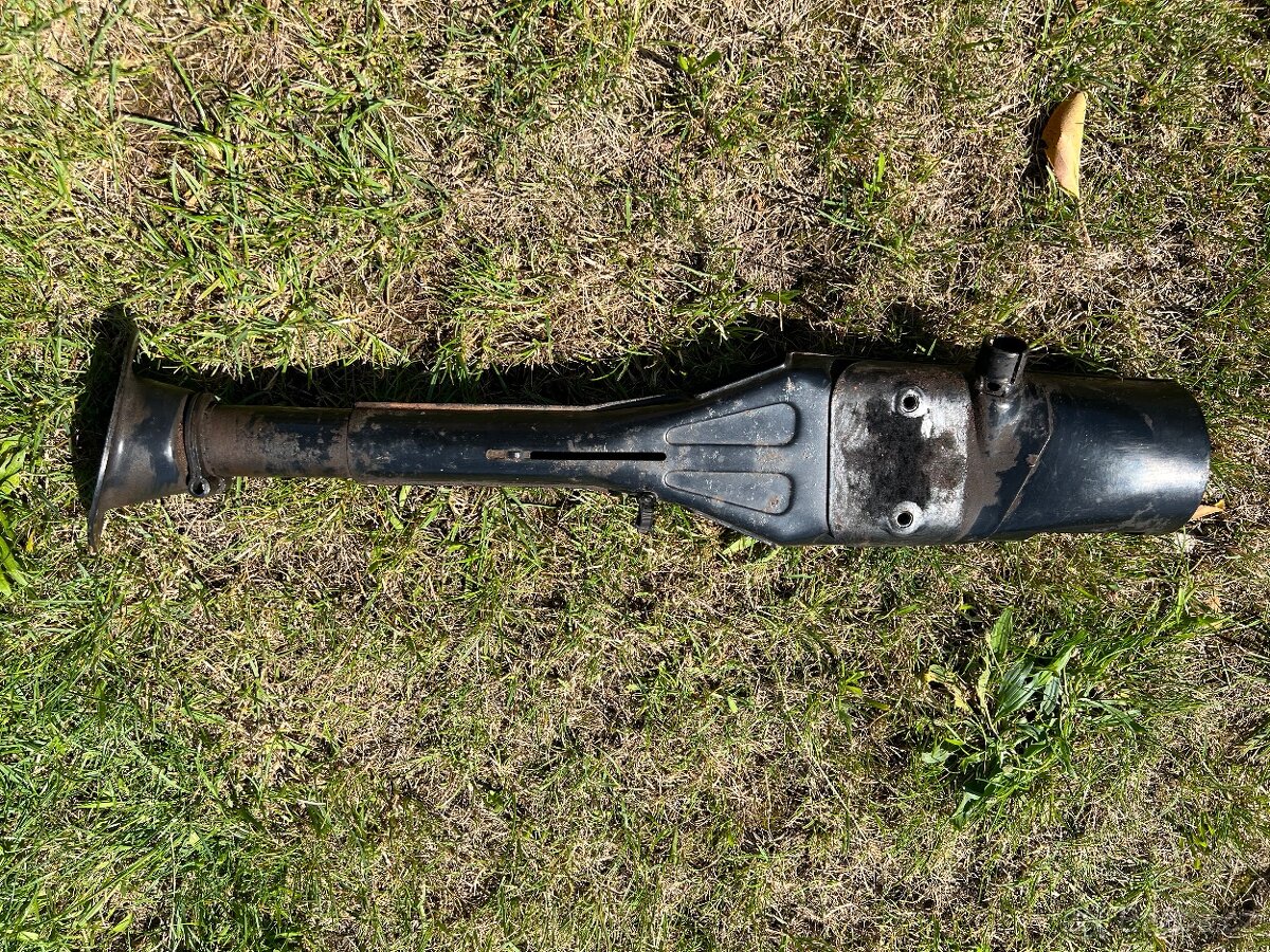 Díly na MB W107 - 3