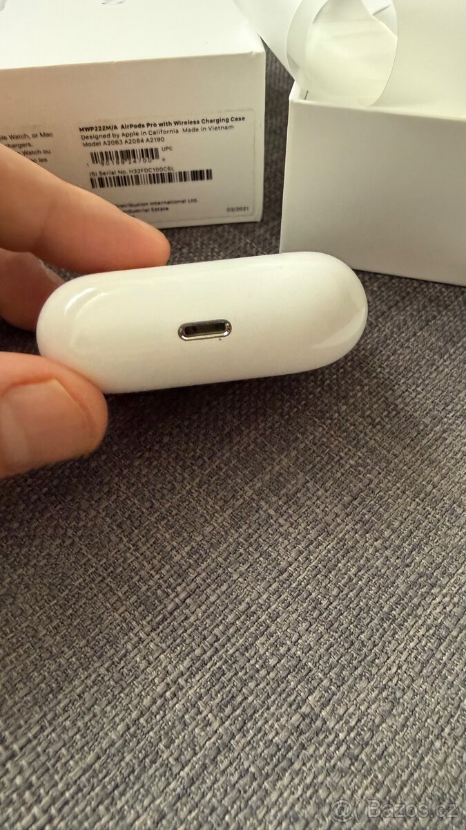 Apple AirPods Pro 1 - 3