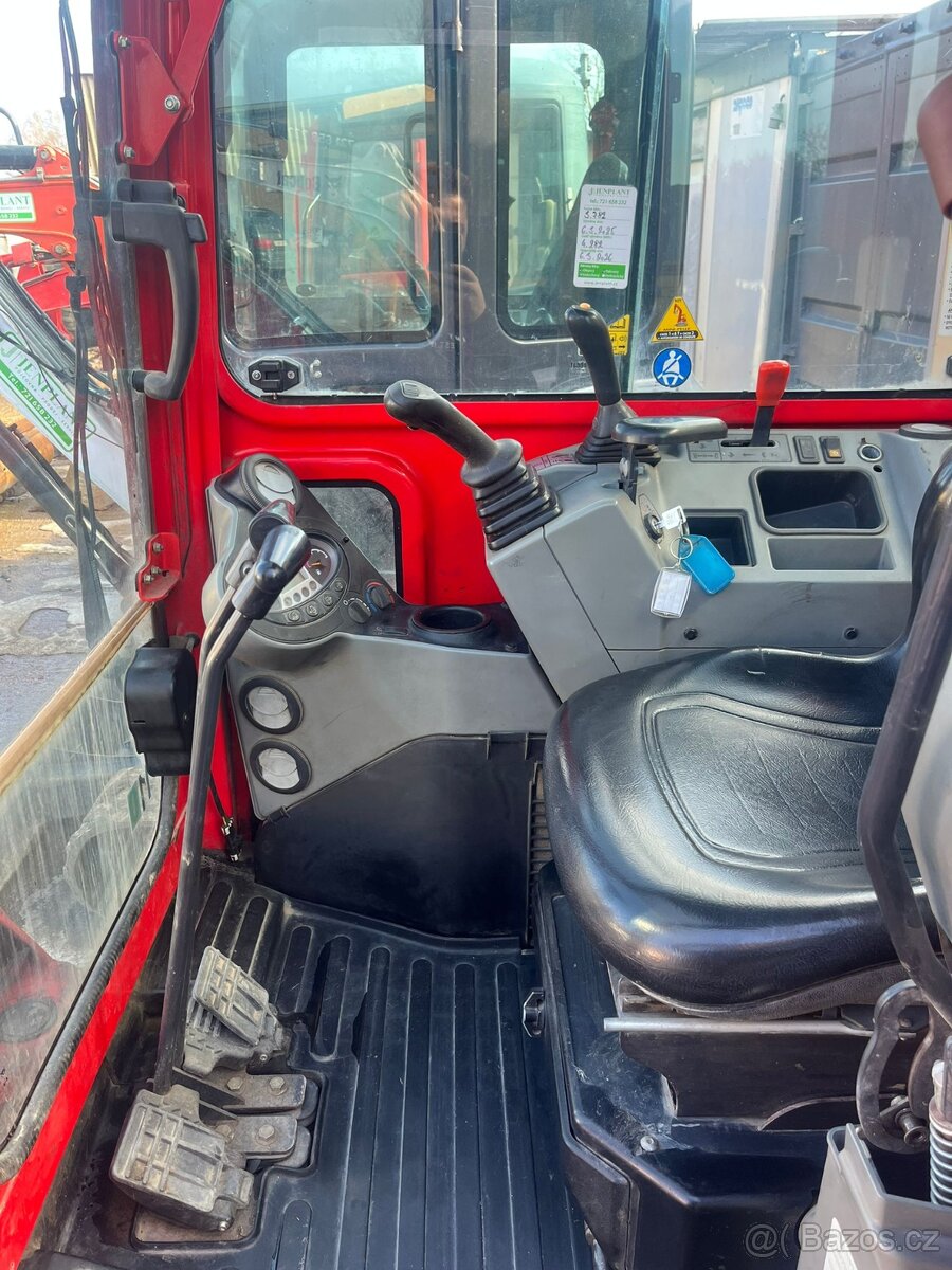 Bobcat E25 r.v. 2017, 3.600 Mth - 3