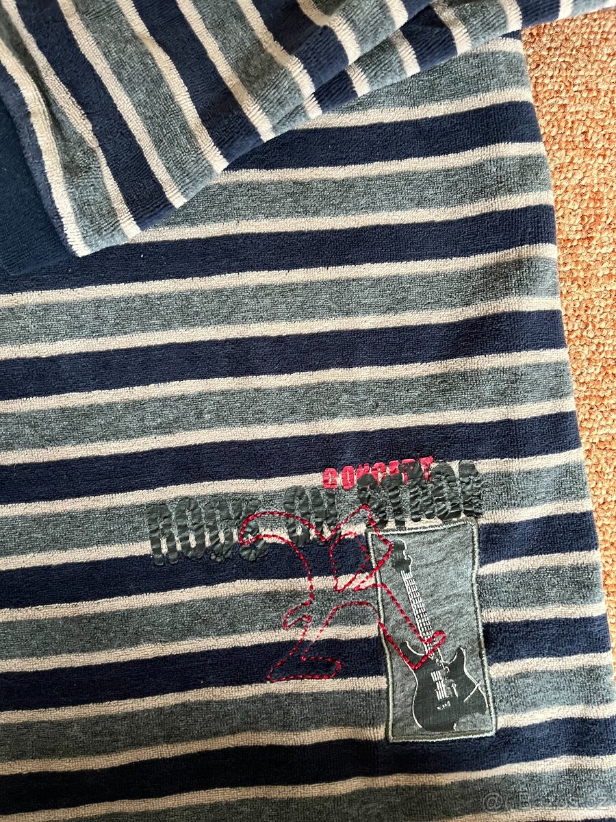 teplé pyžamo vel. 140 - 3