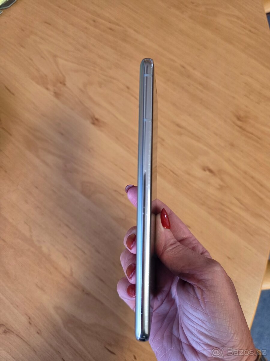 Samsung galaxy S21 plus - 3