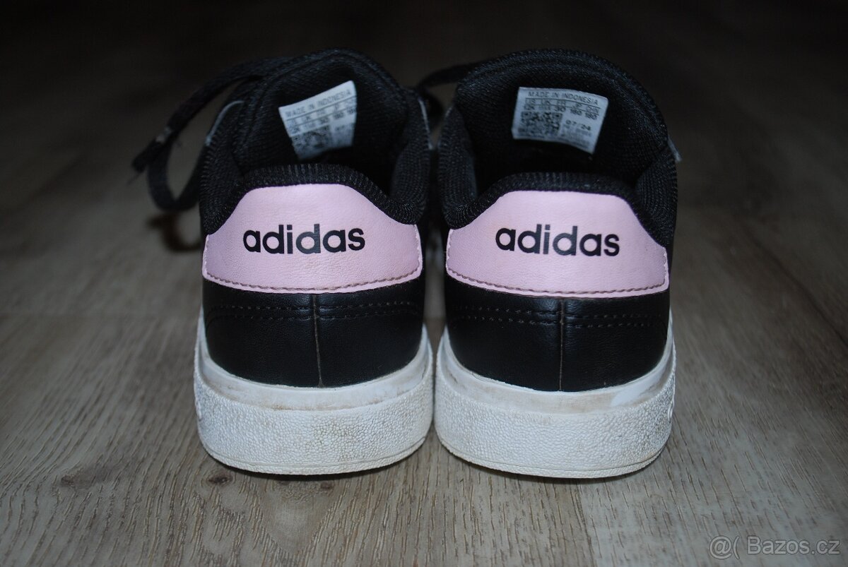 TENISKY, ZN.ADIDAS, VEL.30 - 3