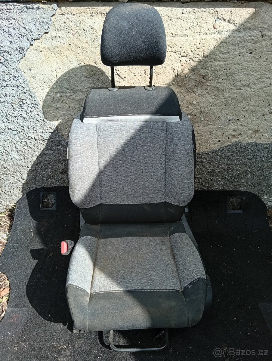 Sedadla Citroen C3 - 3