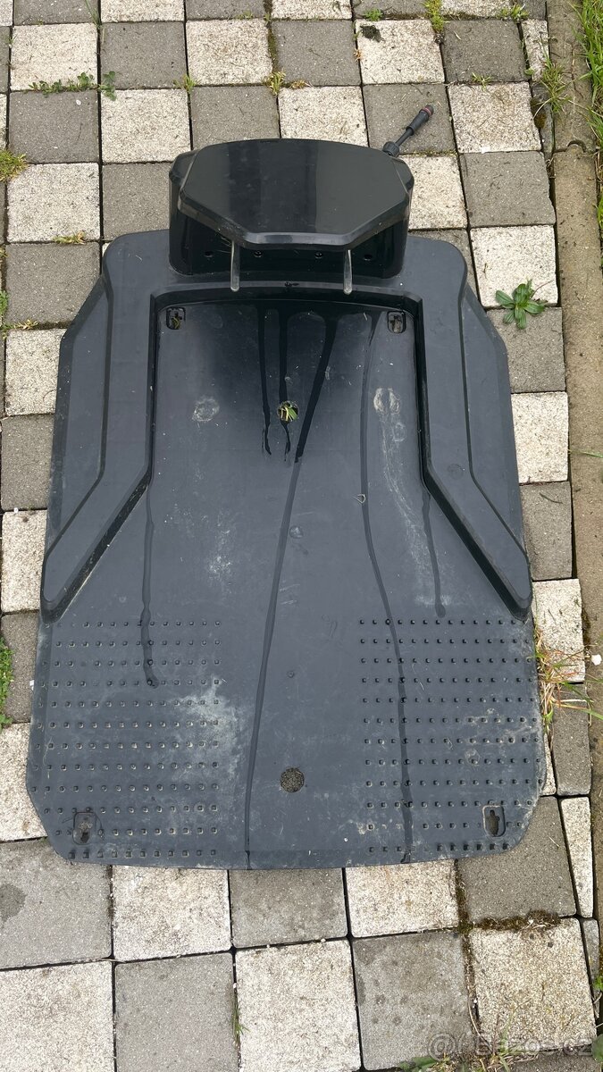 Robotická sekačka G-FORCE s příslušenstvím - 3