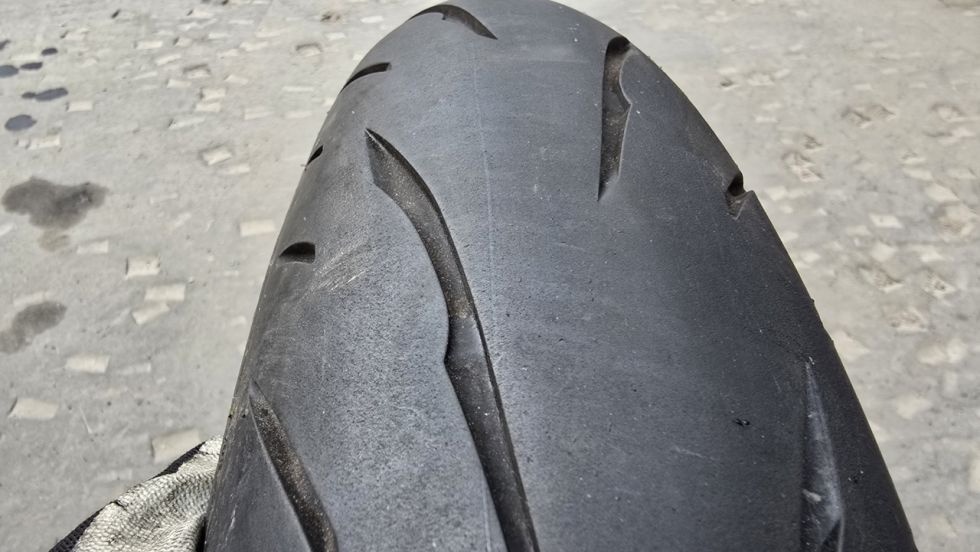 Bridgestone 120/70/17, DOT0125 - 3