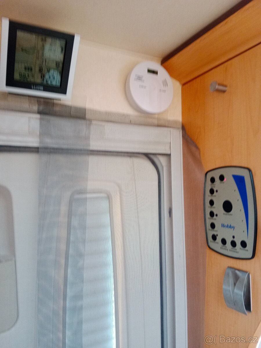Obytný přívěs Hobby Deluxe 450 UF