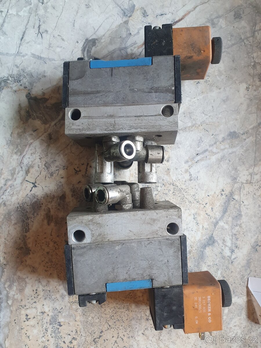 2x pneu ventil Festo - 3