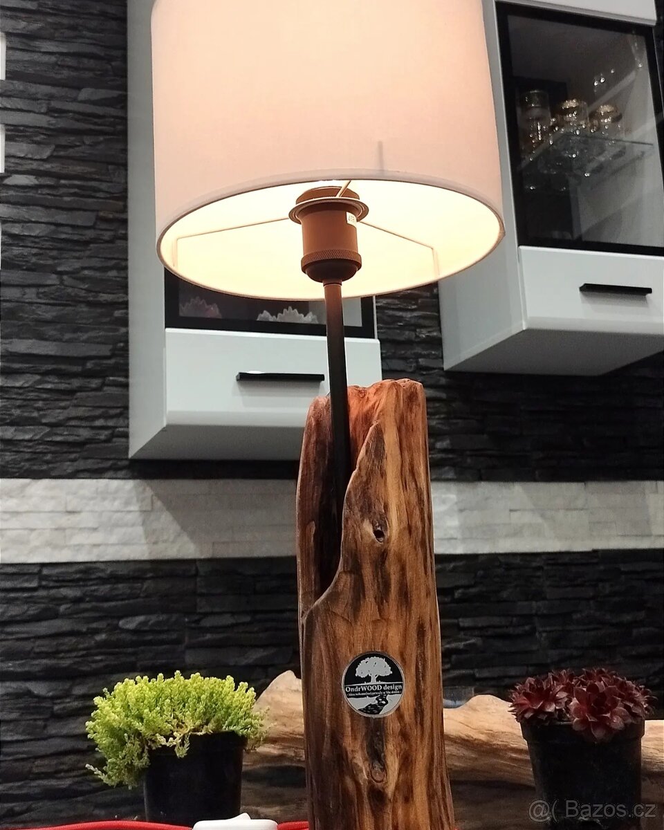 Lampa na noční stolík - 3