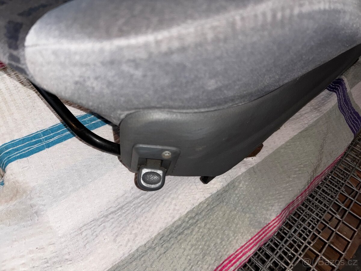 Prodám sadu sedadel - 3