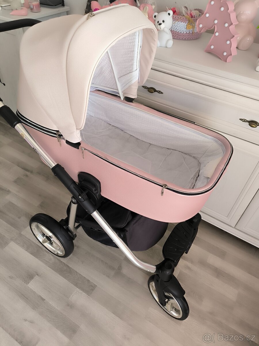 Kočárek Adamex Reggio special edition 2020 - 3